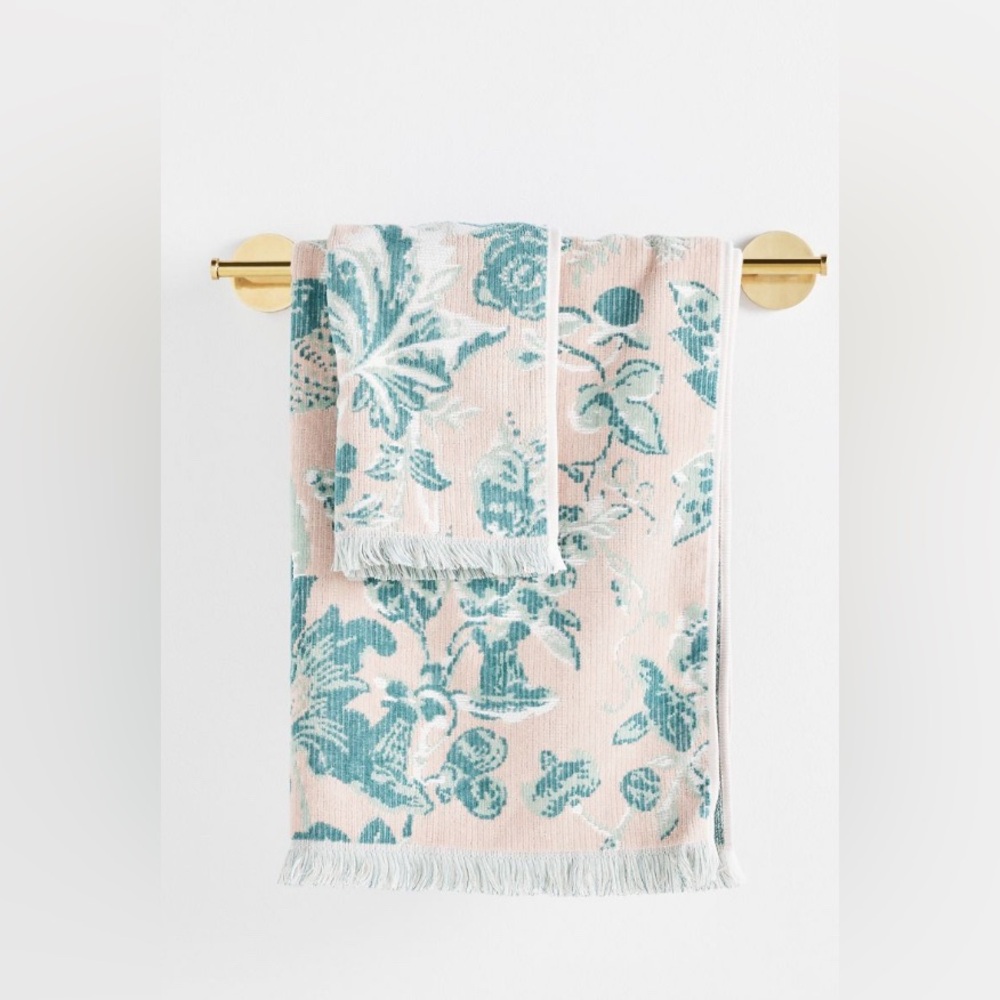 Anthropologie Eugenie Cotton Woven Floral Bath Towel- NWT